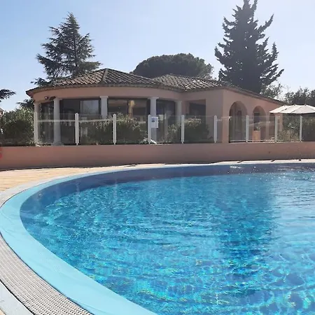 Golfe St Tropez Appt 5 Personnes Parcs De 500m
